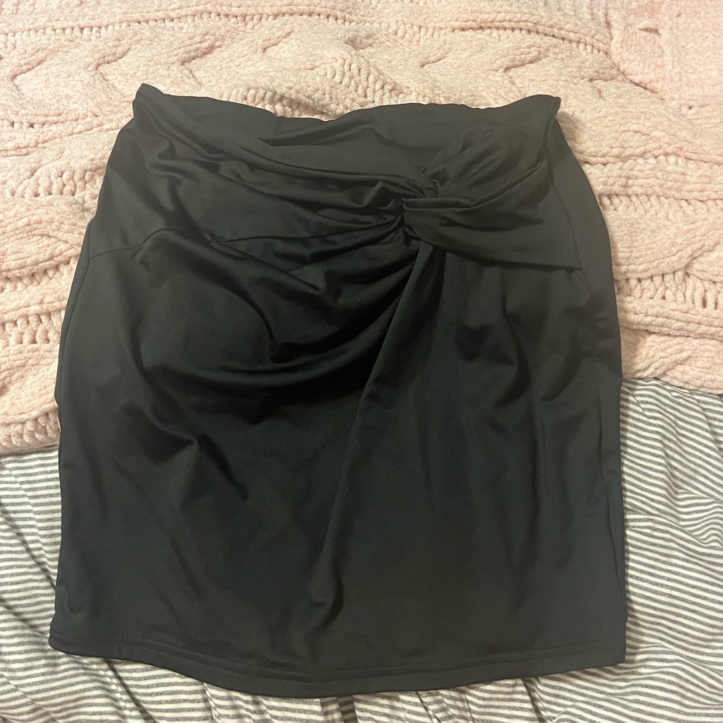 Shein Black Skirt With Knot Detail